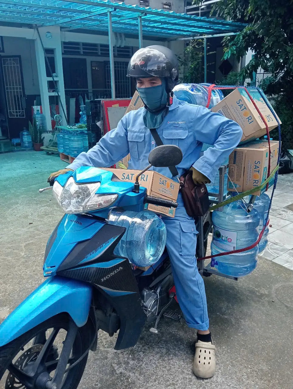 Đại lý giao nước suối gần đây
