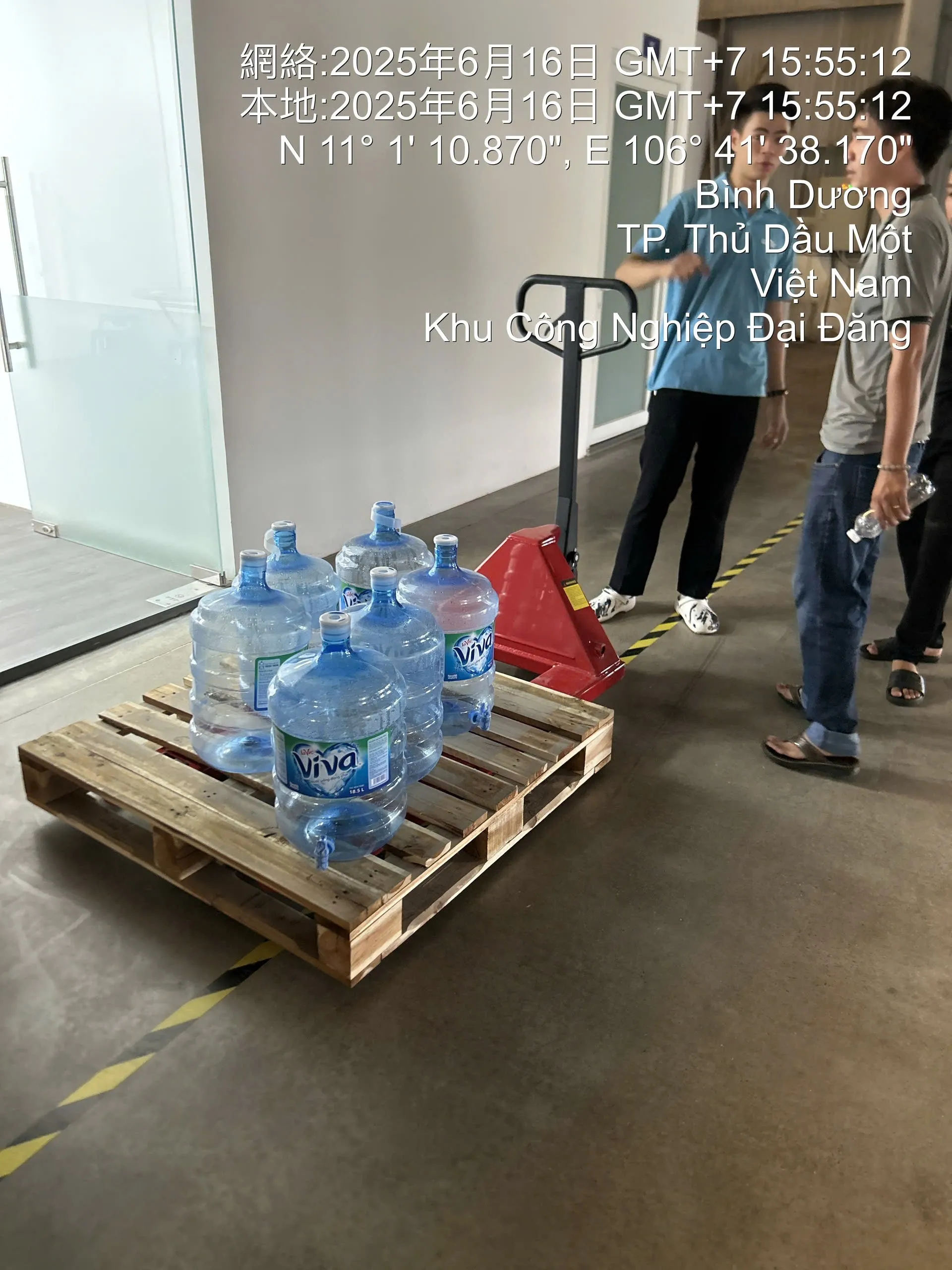 Nước khoáng hãng nào tốt nhất